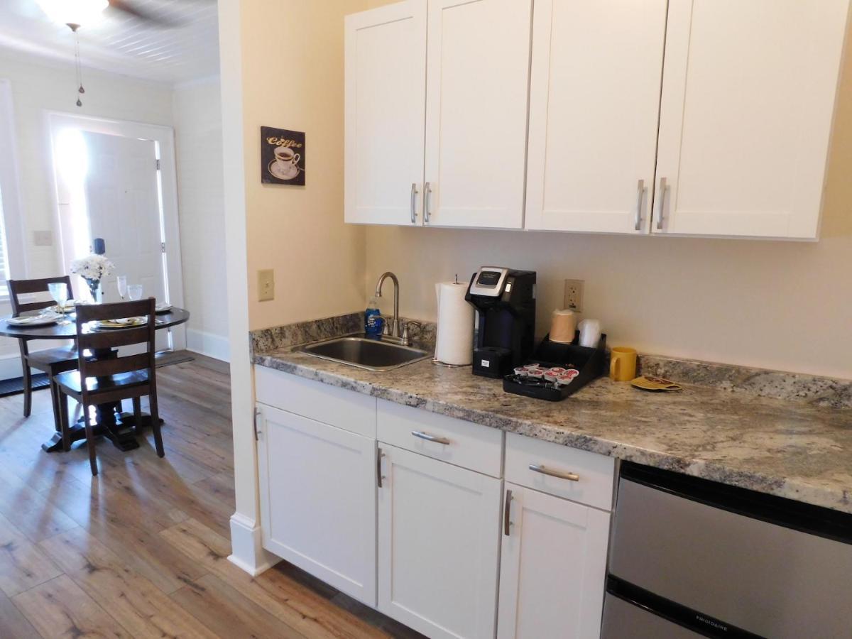 Lawrence Village Bed And Breakfast 스와니스버러 외부 사진