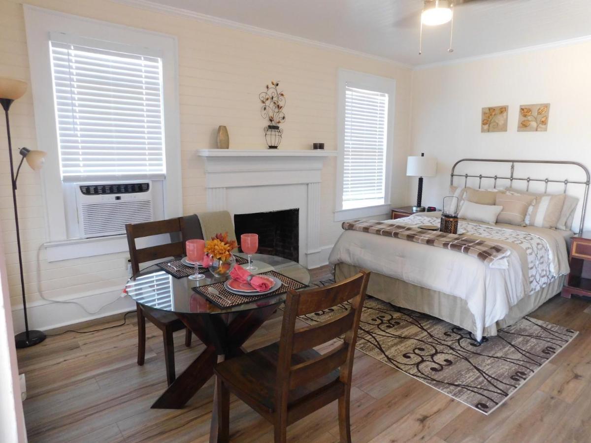 Lawrence Village Bed And Breakfast 스와니스버러 외부 사진
